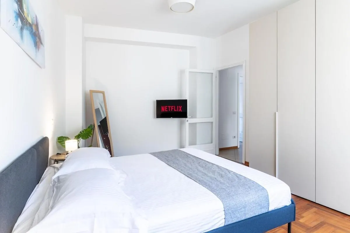 Appartamento Duomo-Navigli - Two Bedrooms & Terrace With Wi-Fi Milano Italia