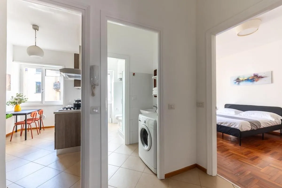 Duomo-Navigli - Two Bedrooms & Terrace With Wi-Fi Milan